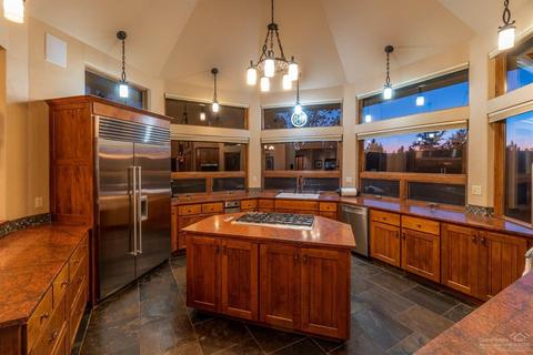 63820 E Quail Haven Dr, Bend, OR 97703 photo 9