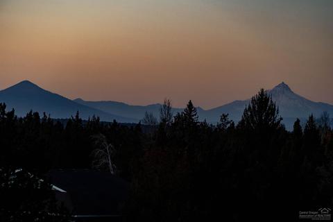 63820 E Quail Haven Dr, Bend, OR 97703 photo 4