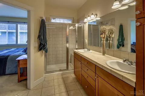 19456 Blue Lake Loop, Bend, OR 97702 photo 12