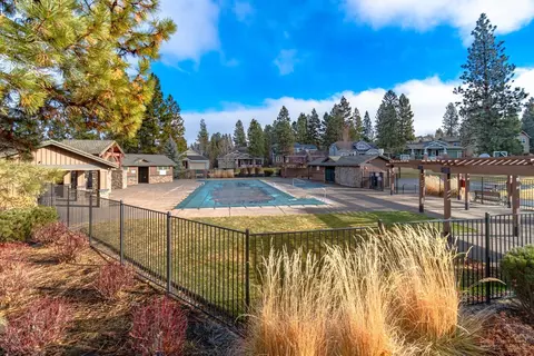 19456 Blue Lake Loop, Bend, OR 97702 photo 25