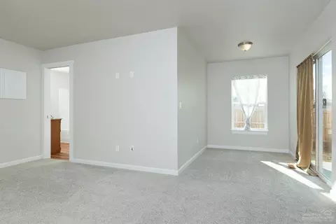 697 Scenic Loop, Culver, OR 97734 photo 9