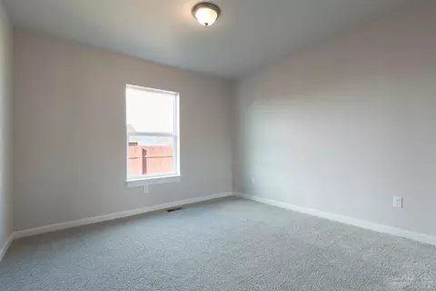 697 Scenic Loop, Culver, OR 97734 photo 14