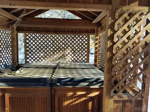 140239 Pine Creek Loop, Crescent Lake, OR 97733 photo 5
