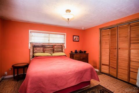 22235 Bear Creek Rd, Bend, OR 97701 photo 17