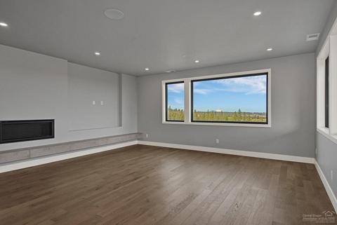 19196 Gateway Loop, Bend, OR 97702 photo 6