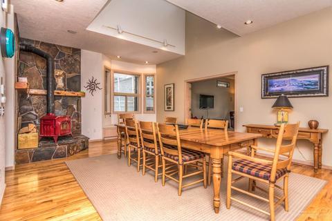 58123 Gannet Ln, Sunriver, OR 97707 photo 3