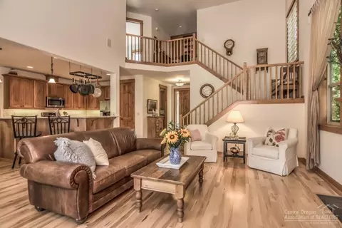 19505 Sugar Mill Loop, Bend, OR 97702 photo 5