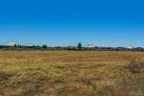 18630 Macalpine Loop, Bend, OR 97702 photo 3
