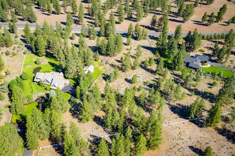 20160 Red Sky, Bend, OR 97702 photo 1