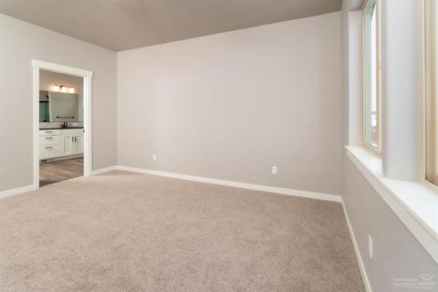 16690 Barron Dr, La Pine, OR 97739 photo 15