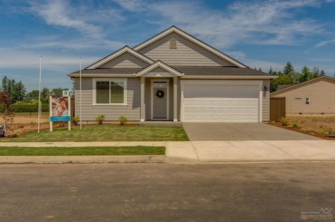 16696 Barron Dr, La Pine, OR 97739 photo 2