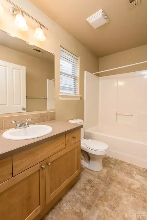 20544 Avro Pl, Bend, OR 97701 photo 17
