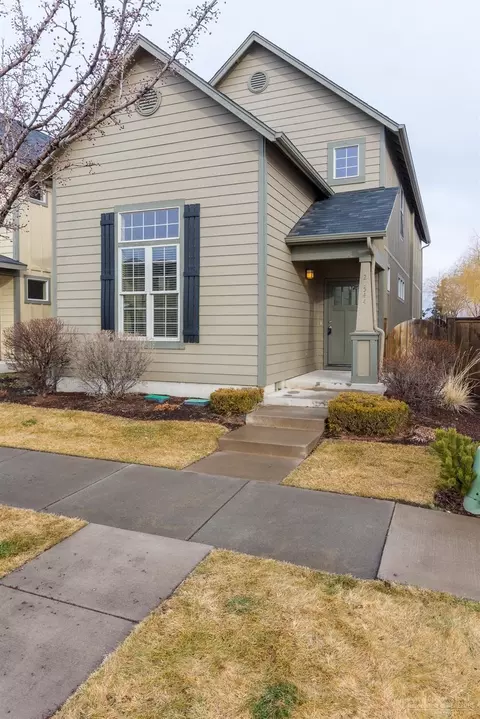 20544 Avro Pl, Bend, OR 97701 photo 1