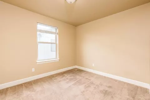 20544 Avro Pl, Bend, OR 97701 photo 15