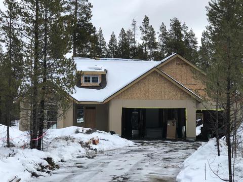55362 Gross Dr, Bend, OR 97707 photo 2