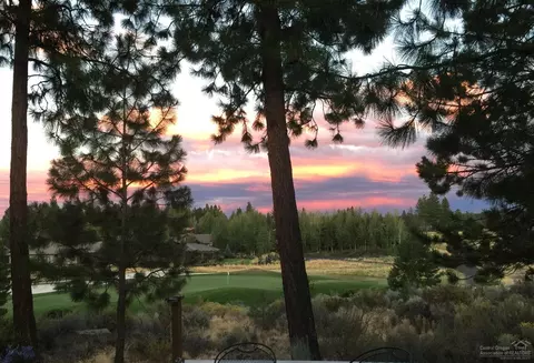 61933 Fall Creek Loop, Bend, OR 97702 photo 1
