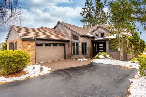 61933 Fall Creek Loop, Bend, OR 97702 photo 4