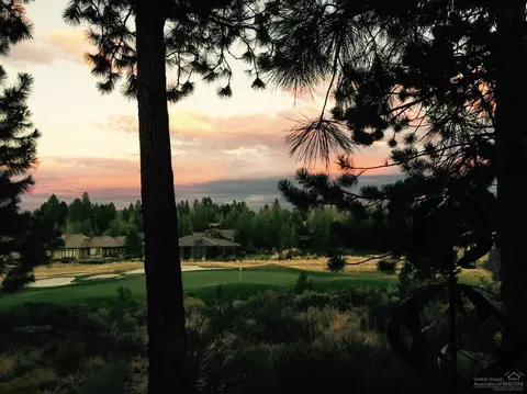 61933 Fall Creek Loop, Bend, OR 97702 photo 19