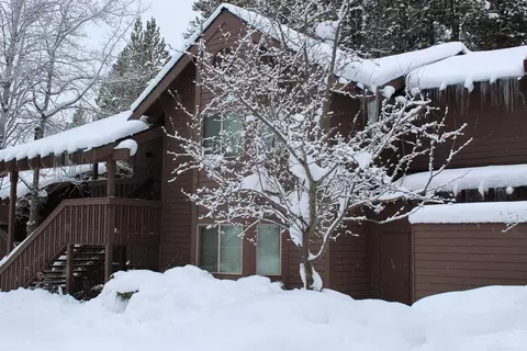 57365 Beaver Ridge Loop, Sunriver, OR 97707 photo 1