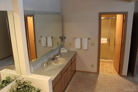 57365 Beaver Ridge Loop, Sunriver, OR 97707 photo 14