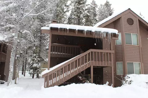 57365 Beaver Ridge Loop, Sunriver, OR 97707 photo 2