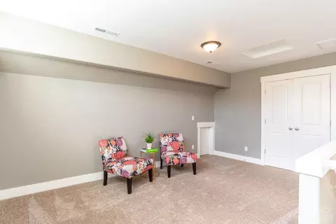 1076 SE Leonel Ln, Bend, OR 97702 photo 20