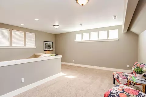 1076 SE Leonel Ln, Bend, OR 97702 photo 21