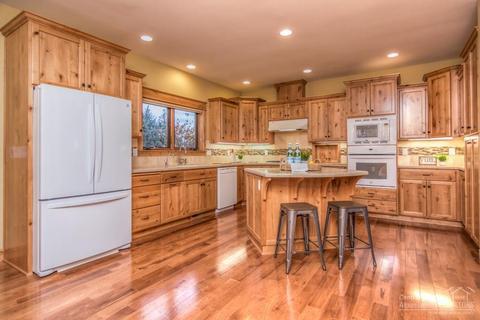 63535 Overtree Rd, Bend, OR 97701 photo 9