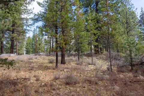 16755 Casper Dr, Bend, OR 97707 photo 3