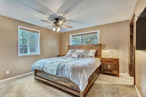 59757 Cheyenne Rd, Bend, OR 97702 photo 9