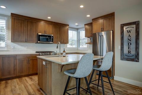 348 Parks Loop, Redmond, OR 97756 photo 12