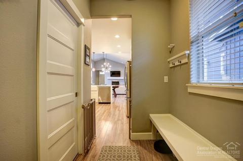 647 NE Vail Ln, Bend, OR 97701 photo 14