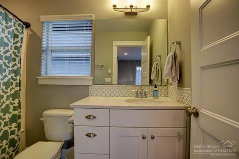 647 NE Vail Ln, Bend, OR 97701 photo 19