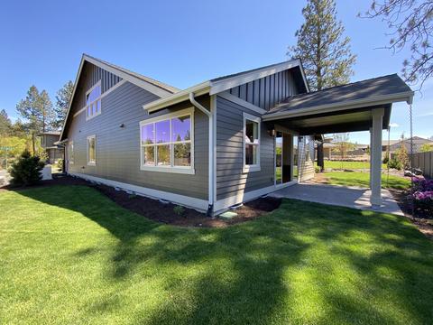 60891 SW Headwaters Loop, Bend, OR 97702 photo 13