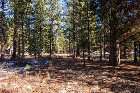 56269 Sable Rock Loop, Bend, OR 97707 photo 5