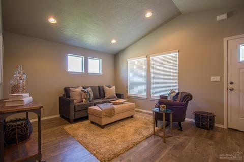 838 N Trinity Way, Sisters, OR 97759 photo 8