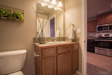 838 N Trinity Way, Sisters, OR 97759 photo 15