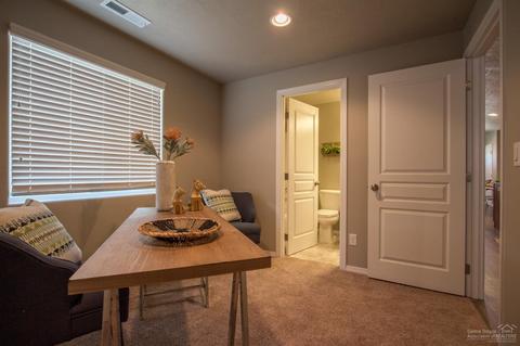 838 N Trinity Way, Sisters, OR 97759 photo 16