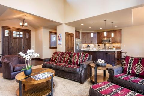 56439 Trailmere Cir, Bend, OR 97707 photo 4