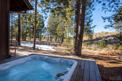 56439 Trailmere Cir, Bend, OR 97707 photo 24
