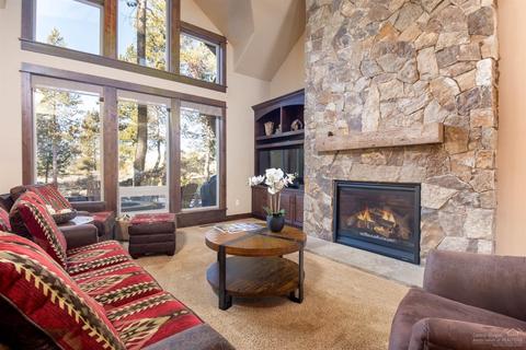 56439 Trailmere Cir, Bend, OR 97707 photo 3