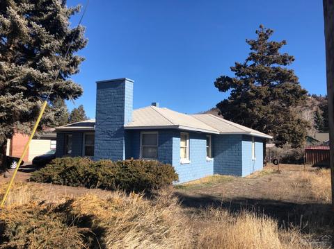 910 NE 8th St, Bend, OR 97701 photo 2