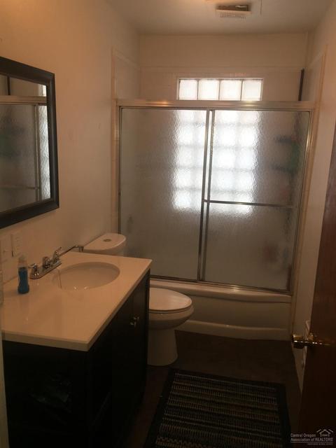 910 NE 8th St, Bend, OR 97701 photo 8