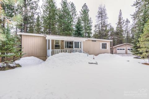 51840 Pine Loop Dr, La Pine, OR 97739 photo 2