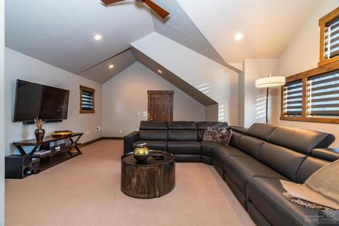 56709 Glowstone Loop, Bend, OR 97707 photo 22