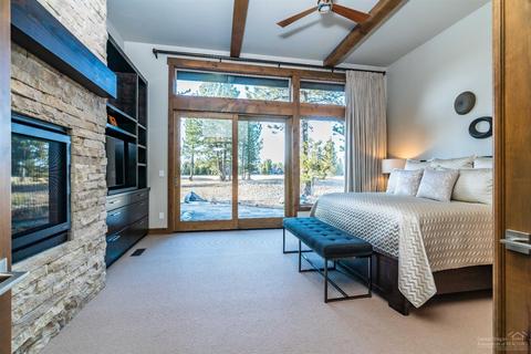 56709 Glowstone Loop, Bend, OR 97707 photo 15