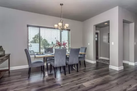 62878 NE Nolan St, Bend, OR 97701 photo 9
