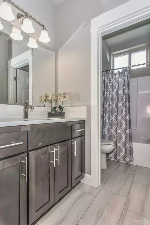 62878 NE Nolan St, Bend, OR 97701 photo 16