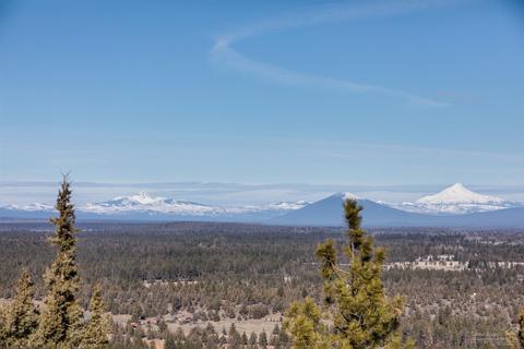 3211 NW Starview Dr, Bend, OR 97703 photo 6