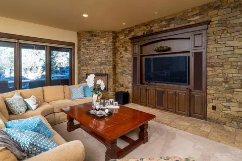 2652 NW Sample Ct, Bend, OR 97703 photo 13